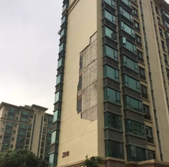 北京两小区外墙保温板脱落：已责令整改，按上限从重处罚